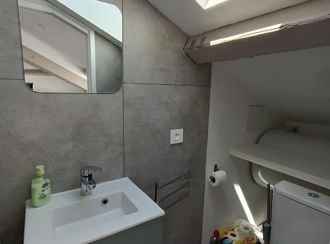 Antheor, Vue Apartman